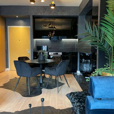 Alquiler de un impresionante apartamento de diseño de 3 habitaciones, 80 m², distrito Belgrade Waterfront, Belgrado, Serbia